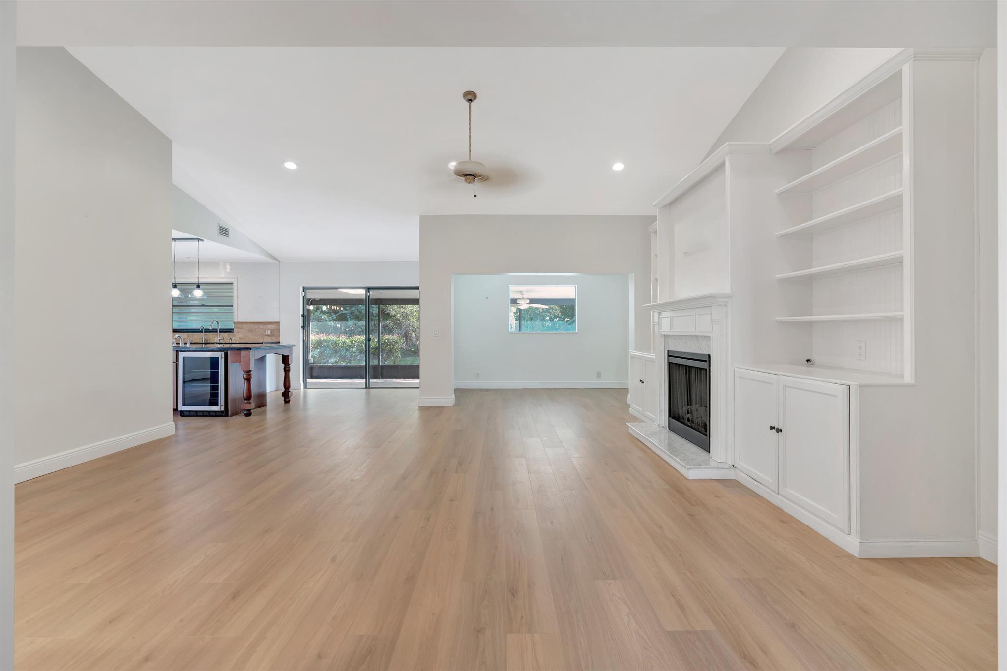 EASTPOINTE - Residential Lease