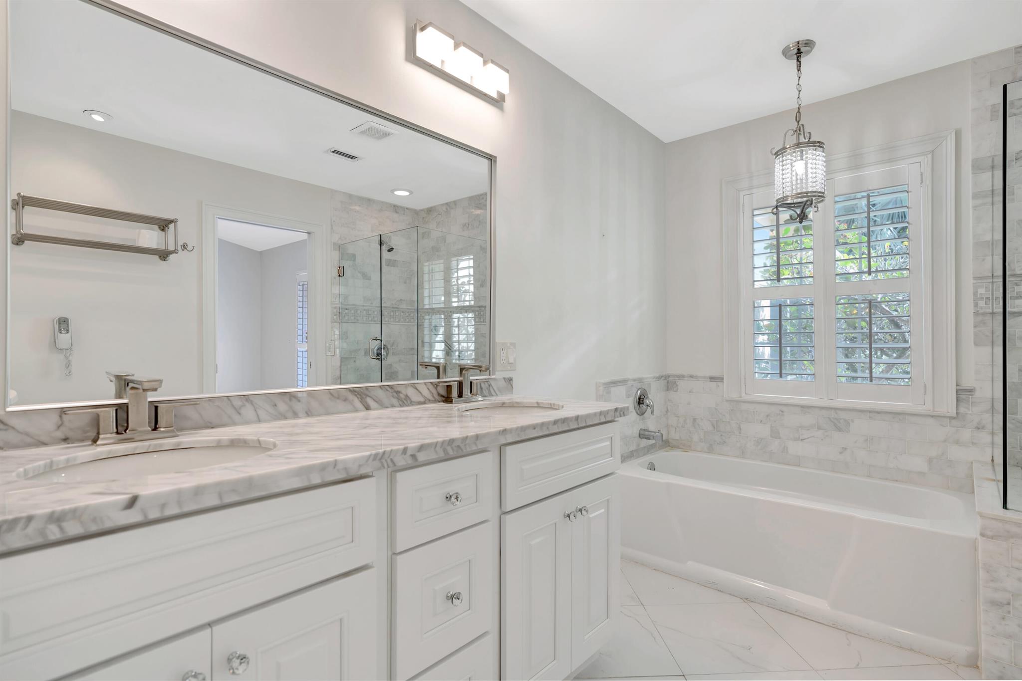 EASTPOINTE - Residential Lease