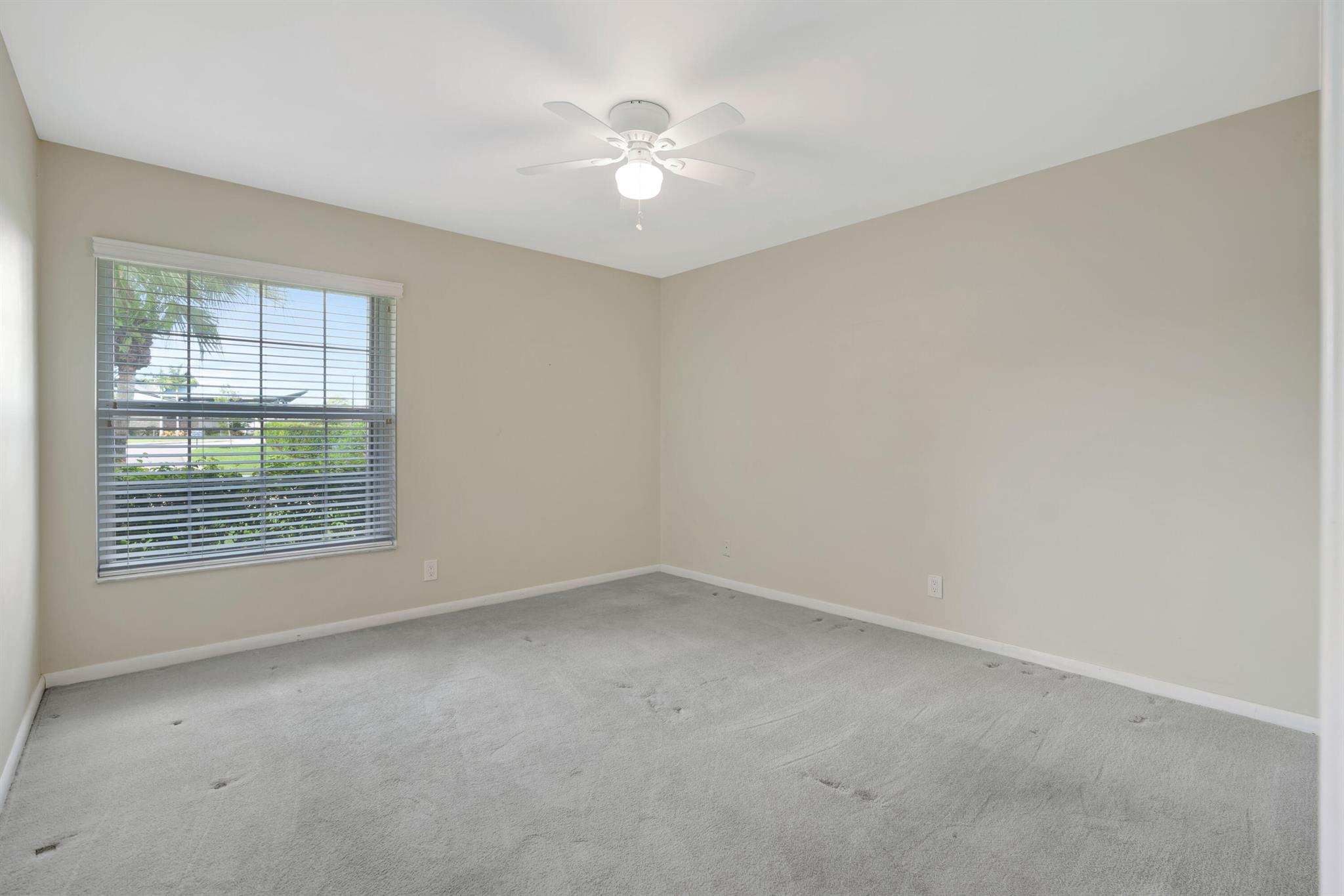 EASTPOINTE - Residential Lease