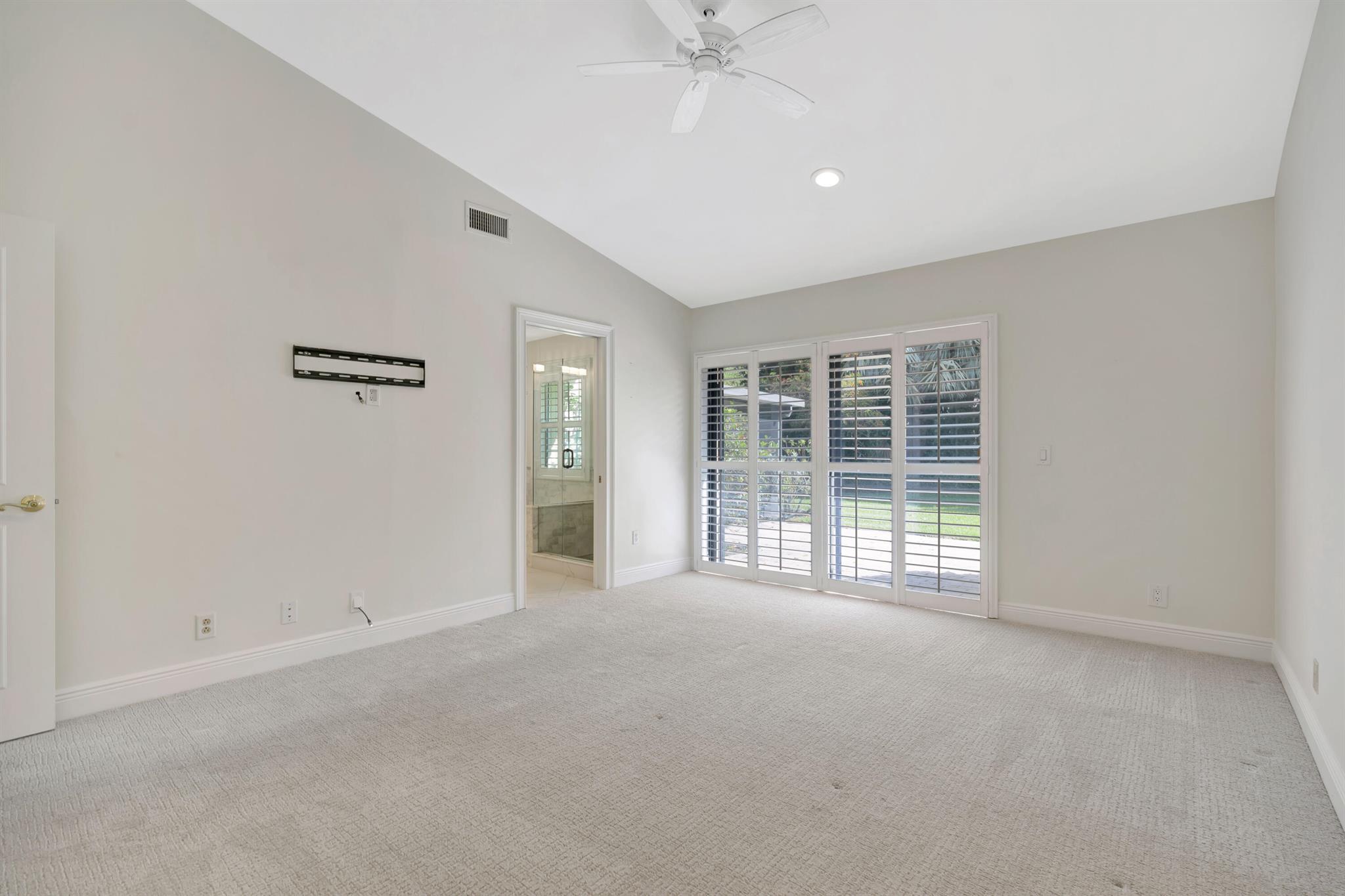 EASTPOINTE - Residential Lease