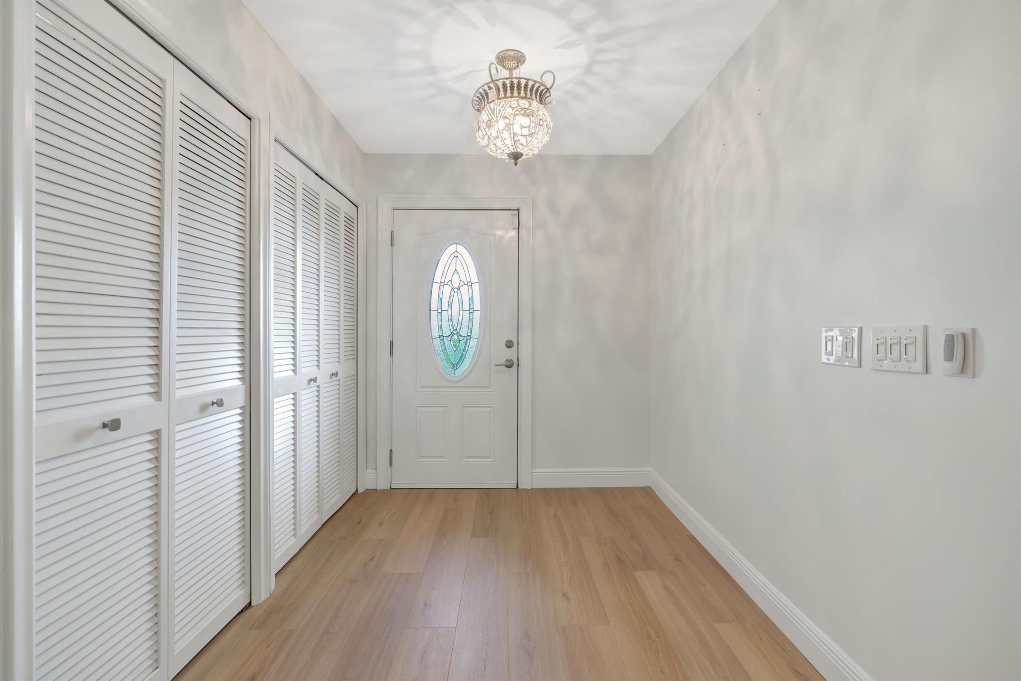 EASTPOINTE - Residential Lease