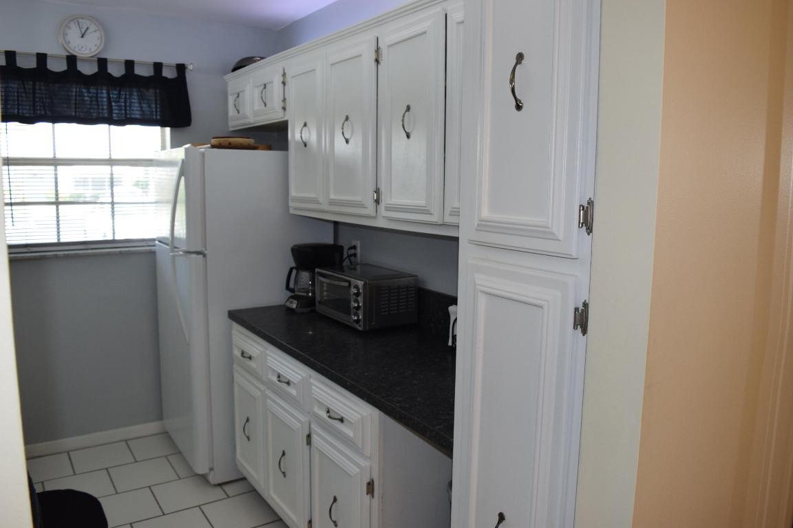 HIGH POINT OF FORT PIERCE CONDOMINIUM SECTION 1 - Residential