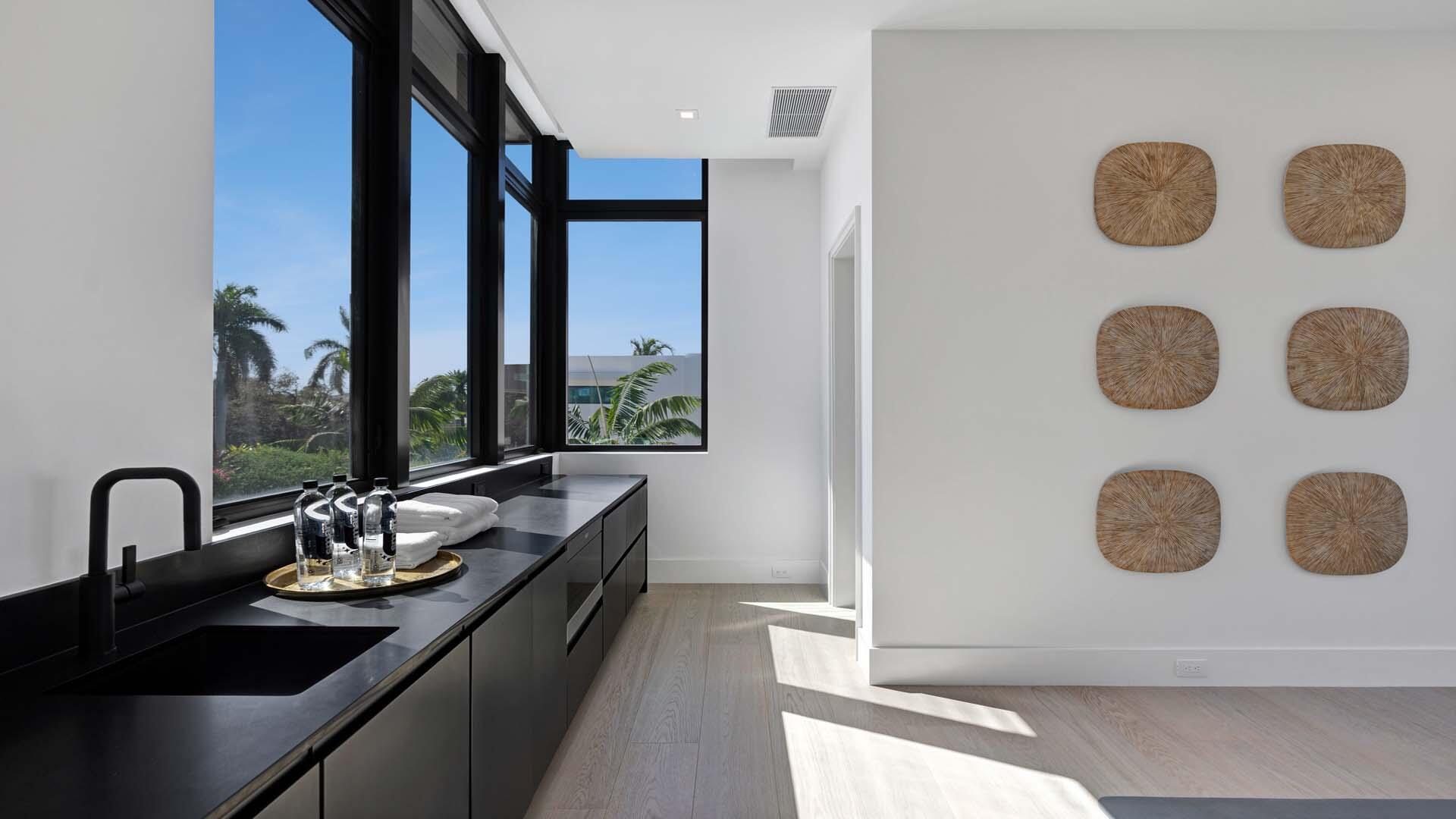 ROYAL PALM YACHT & COUNTR - Residential