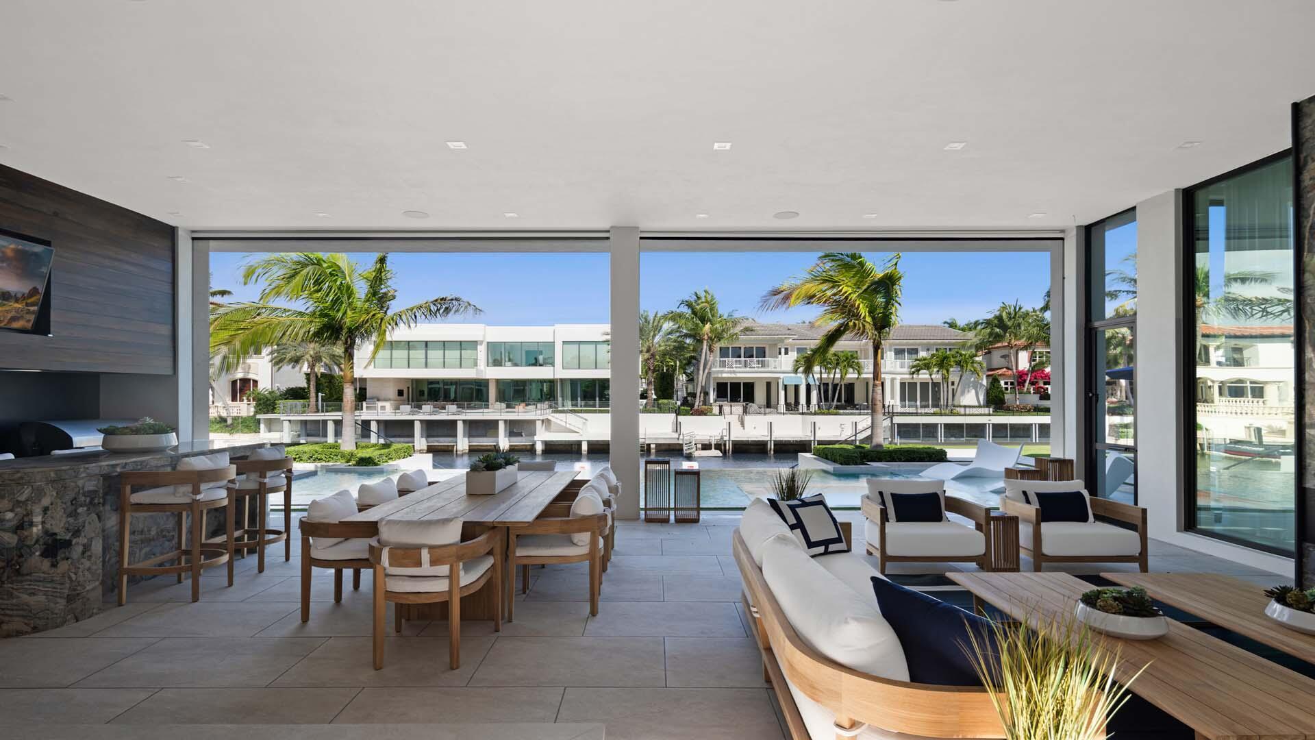 ROYAL PALM YACHT & COUNTR - Residential