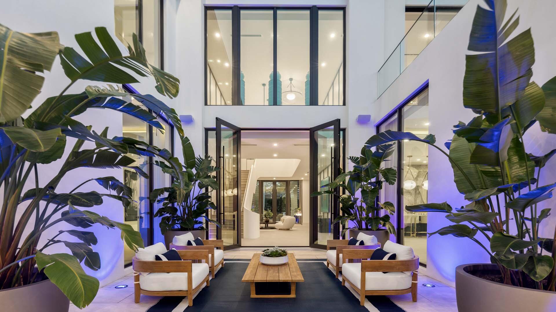 ROYAL PALM YACHT & COUNTR - Residential