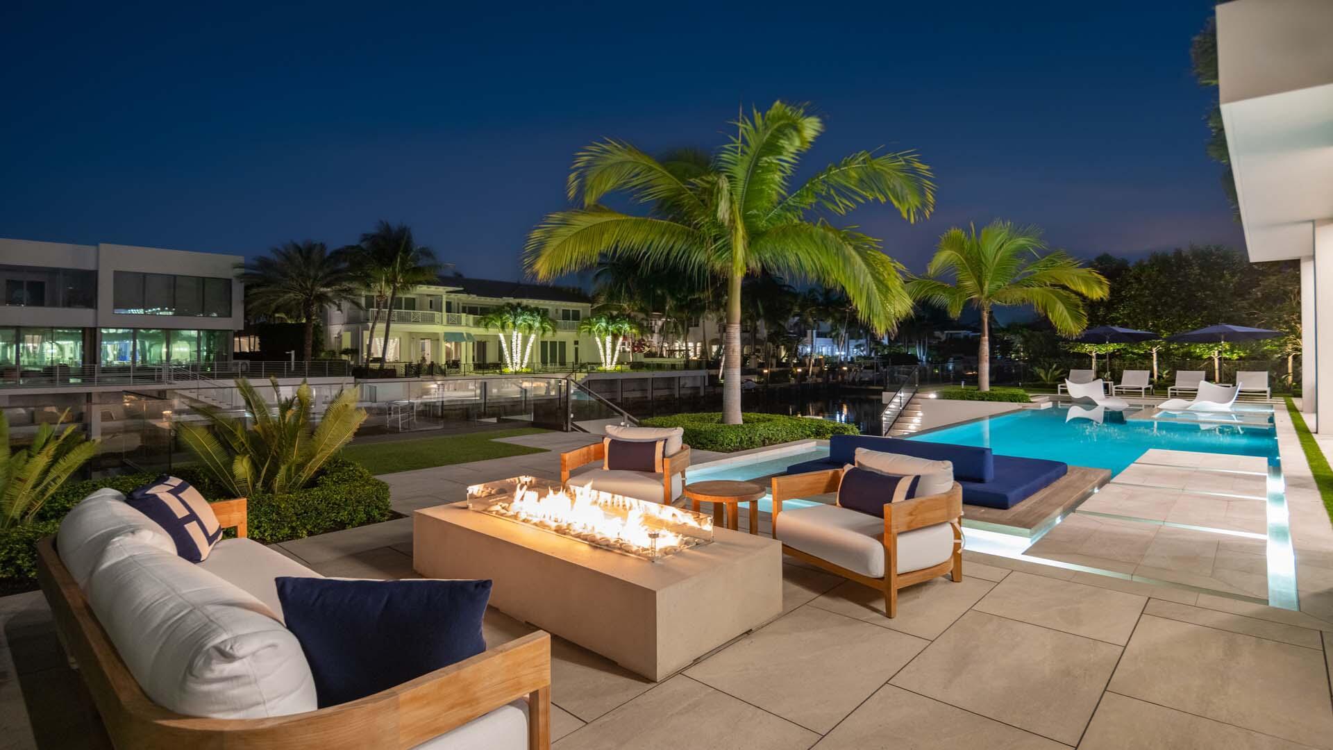 ROYAL PALM YACHT & COUNTR - Residential