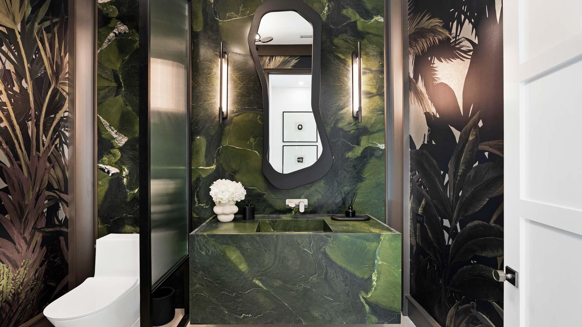 ROYAL PALM YACHT & COUNTR - Residential