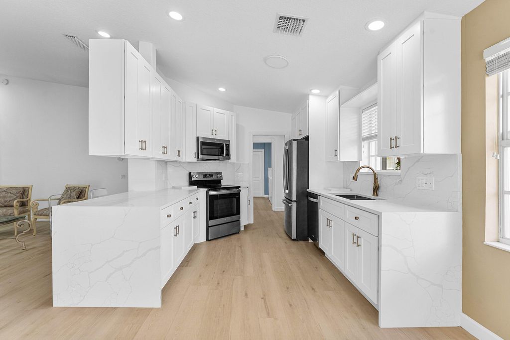 Photo of 7754 Nile River Road, West Palm Beach, FL 33411 (MLS # B26001055)