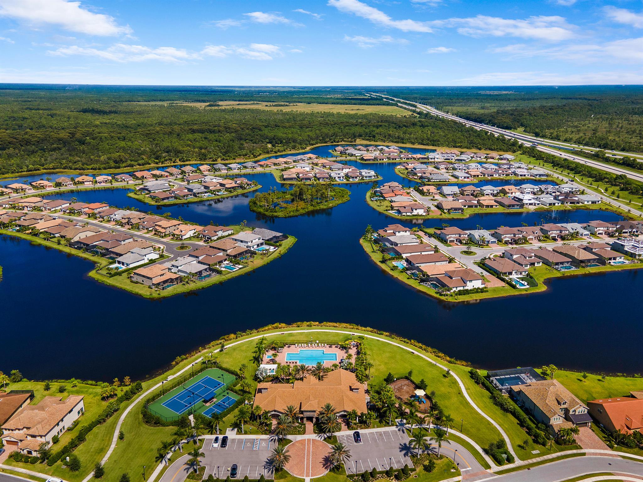 SONOMA ISLES - Residential