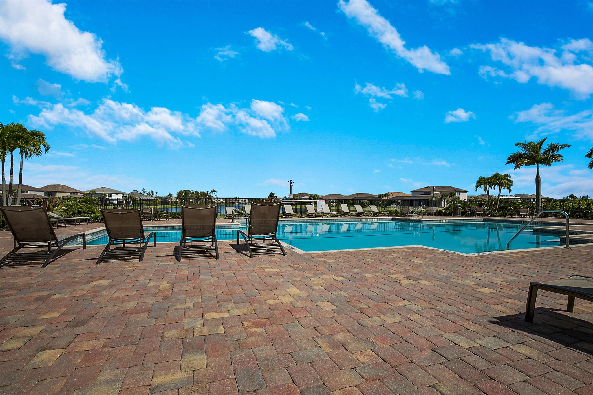 SONOMA ISLES - Residential