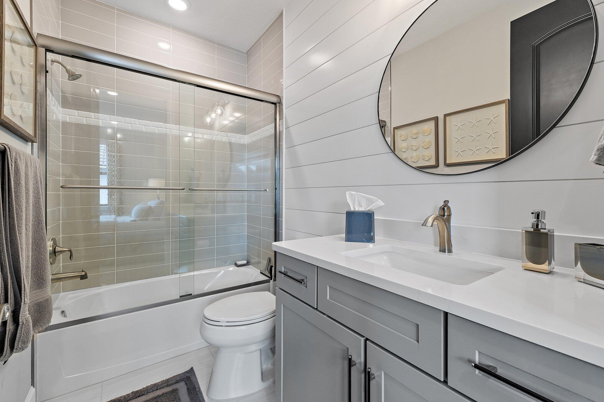 SONOMA ISLES - Residential