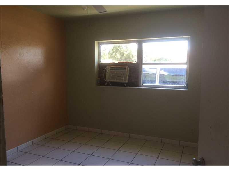 Hollywood Terrace - Residential