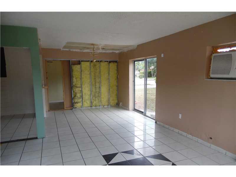 Hollywood Terrace - Residential