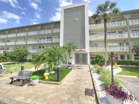 2901 Victoria Cir Unit M3, Coconut Creek, FL MLS: F10492419