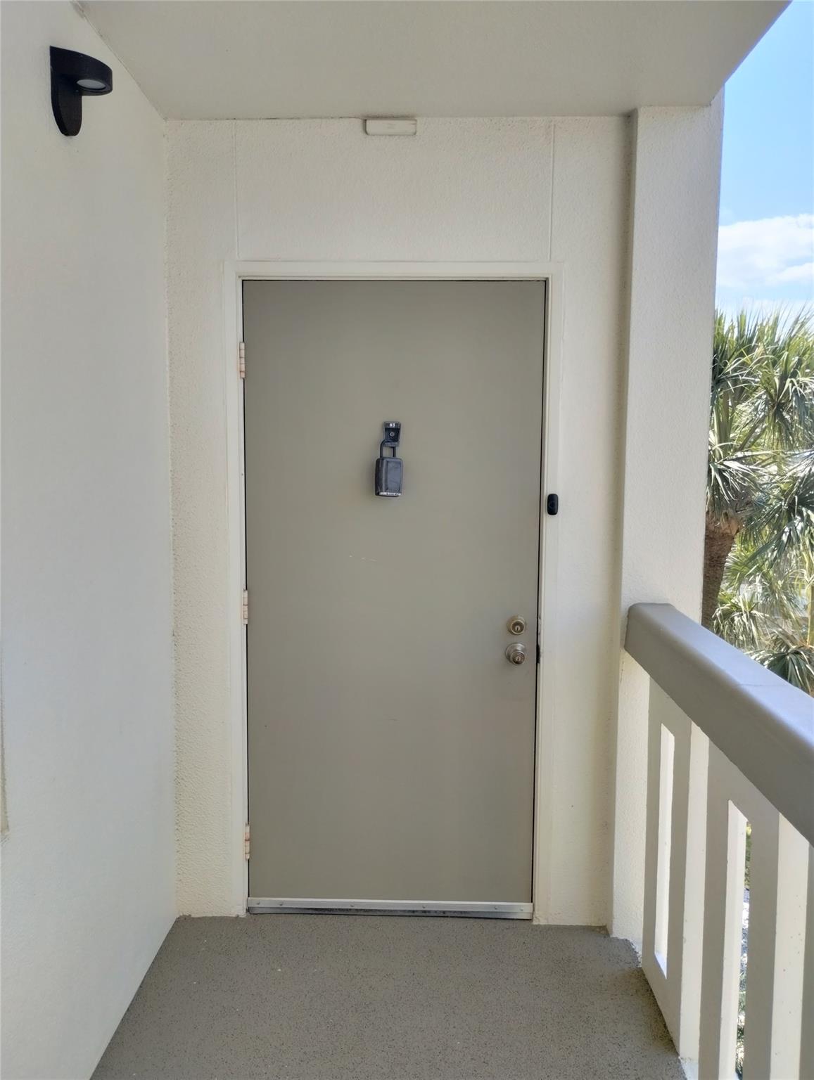 2901 Victoria Cir M3