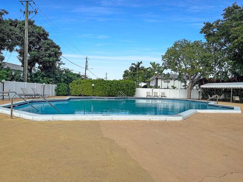 A home in Oakland Park