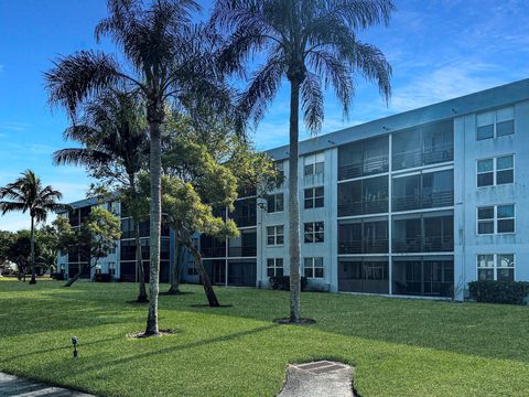 A home in Oakland Park