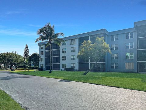 A home in Oakland Park