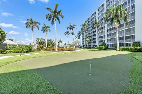 A home in Highland Beach