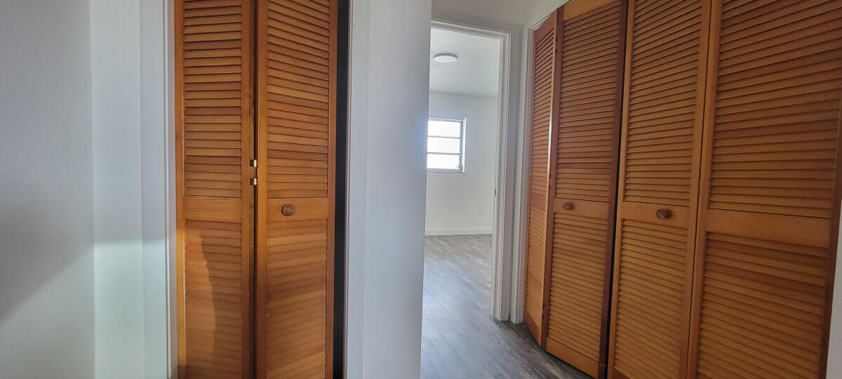 SWEETWATER VILLAS WEST CONDO #4 - Residential