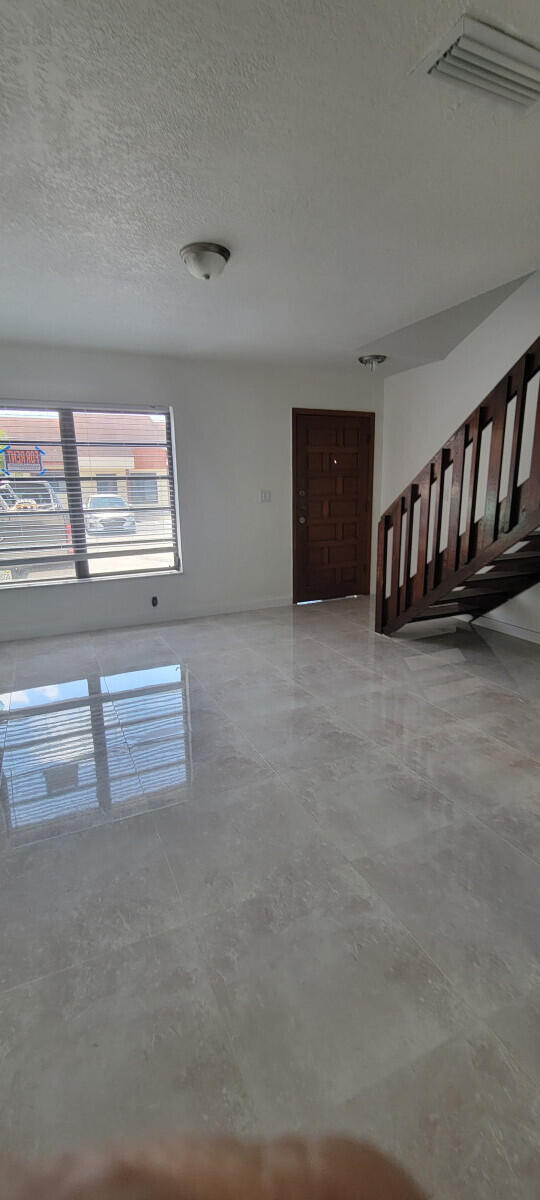 SWEETWATER VILLAS WEST CONDO #4 - Residential