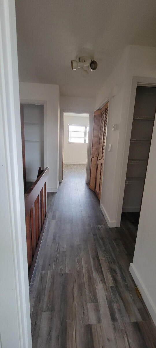 SWEETWATER VILLAS WEST CONDO #4 - Residential