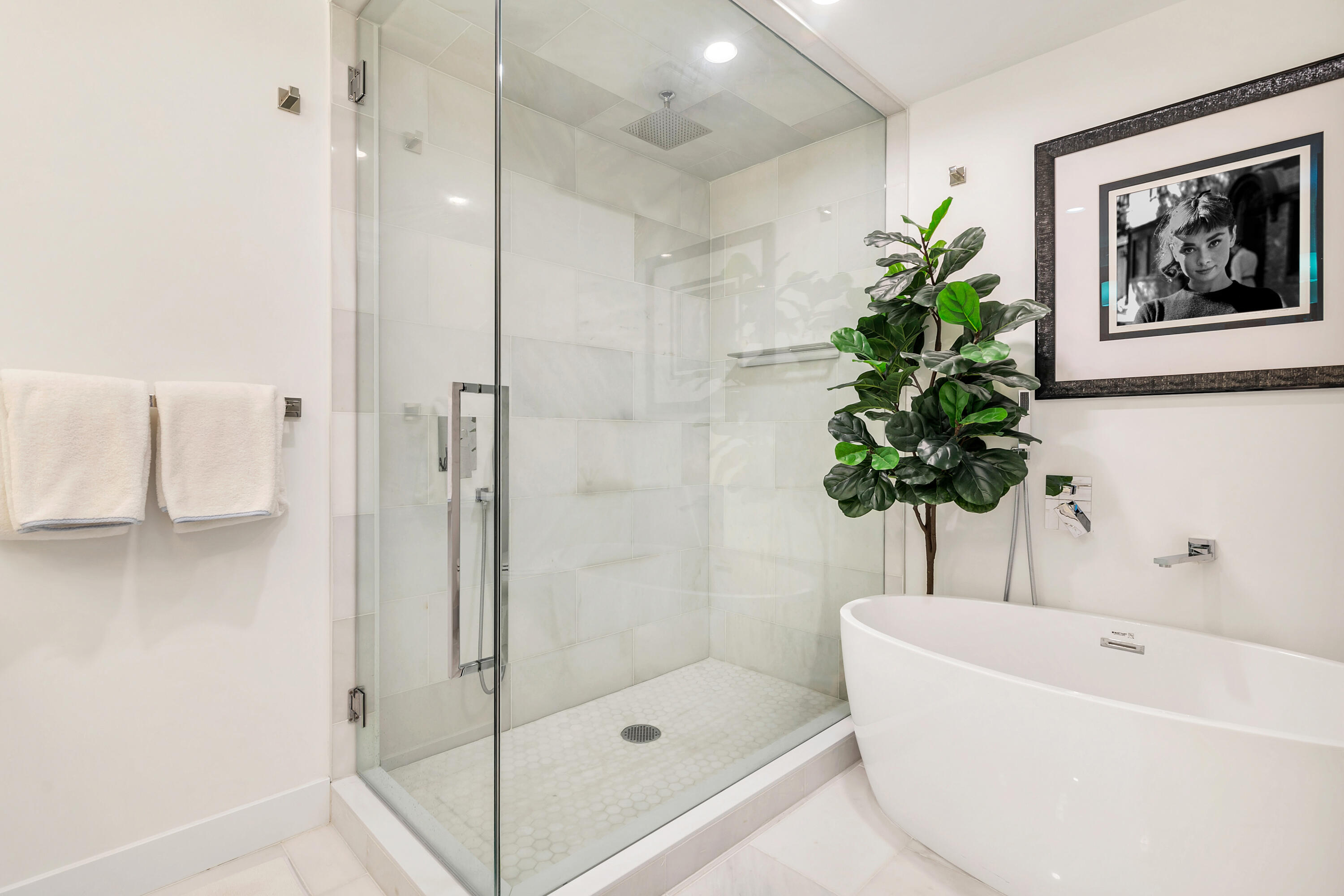 CHATEAU CHEVERNY IBIS ISLE CONDO - Residential