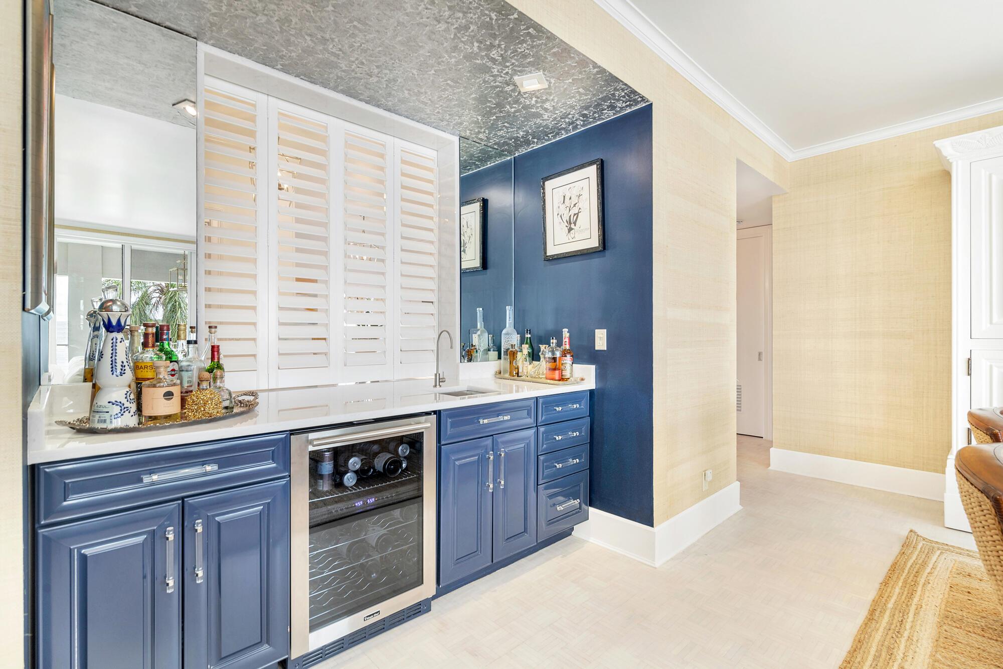 CHATEAU CHEVERNY IBIS ISL - Residential