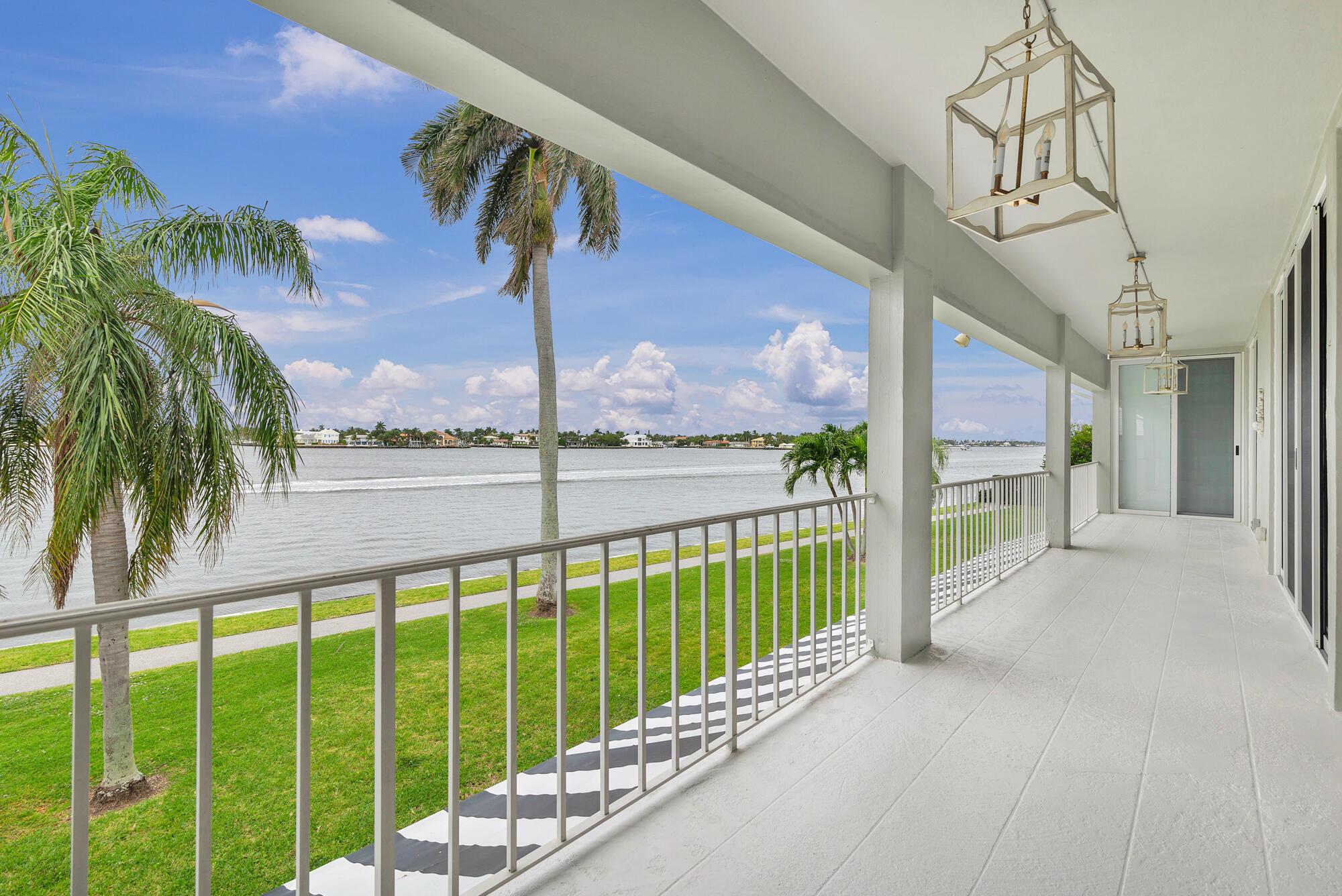 CHATEAU CHEVERNY IBIS ISL - Residential