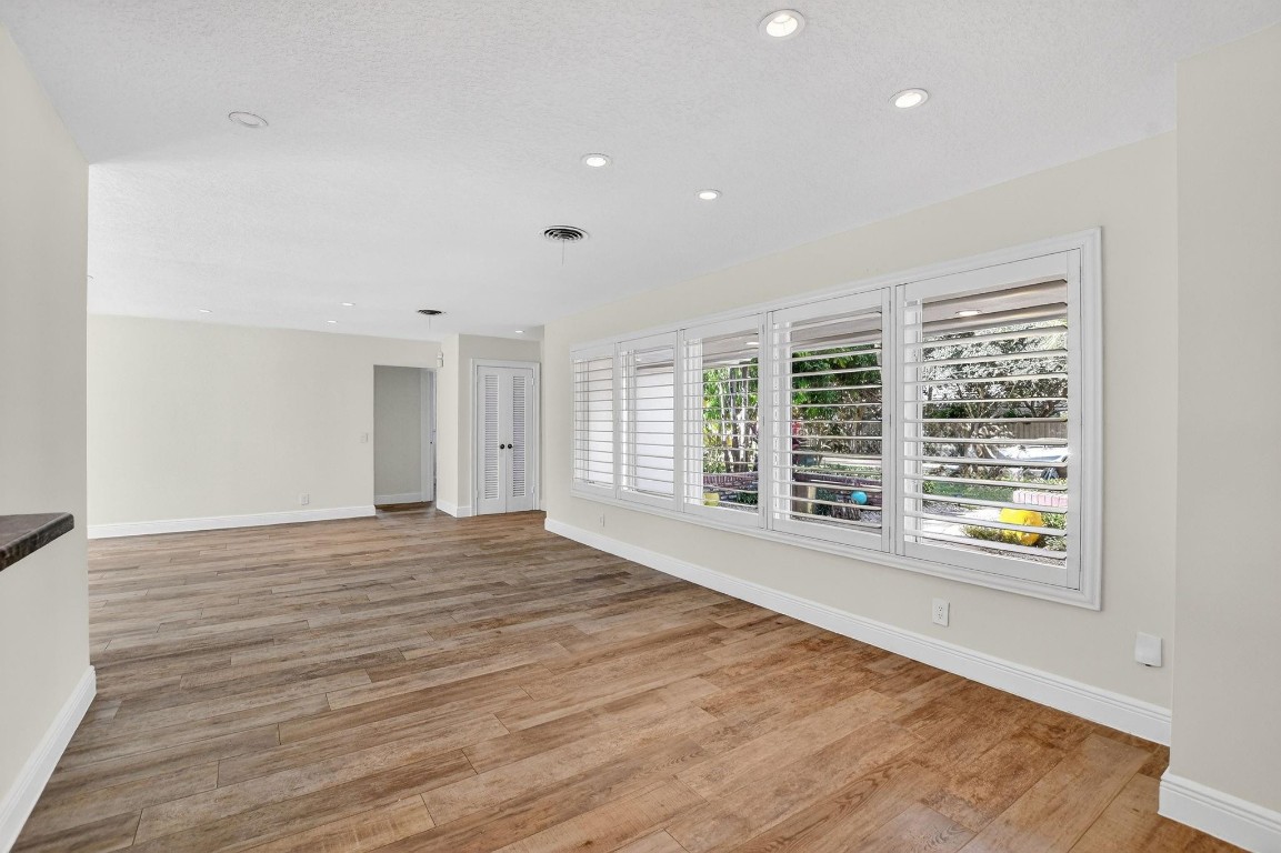 Royal Oak Hills Sec 02 - Residential