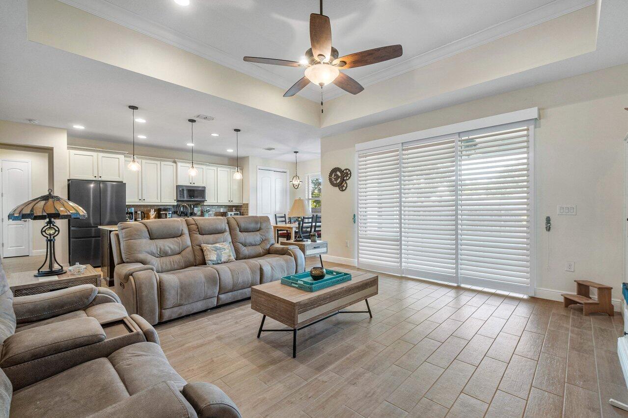 PORT ST LUCIE SECTION 33 - Residential