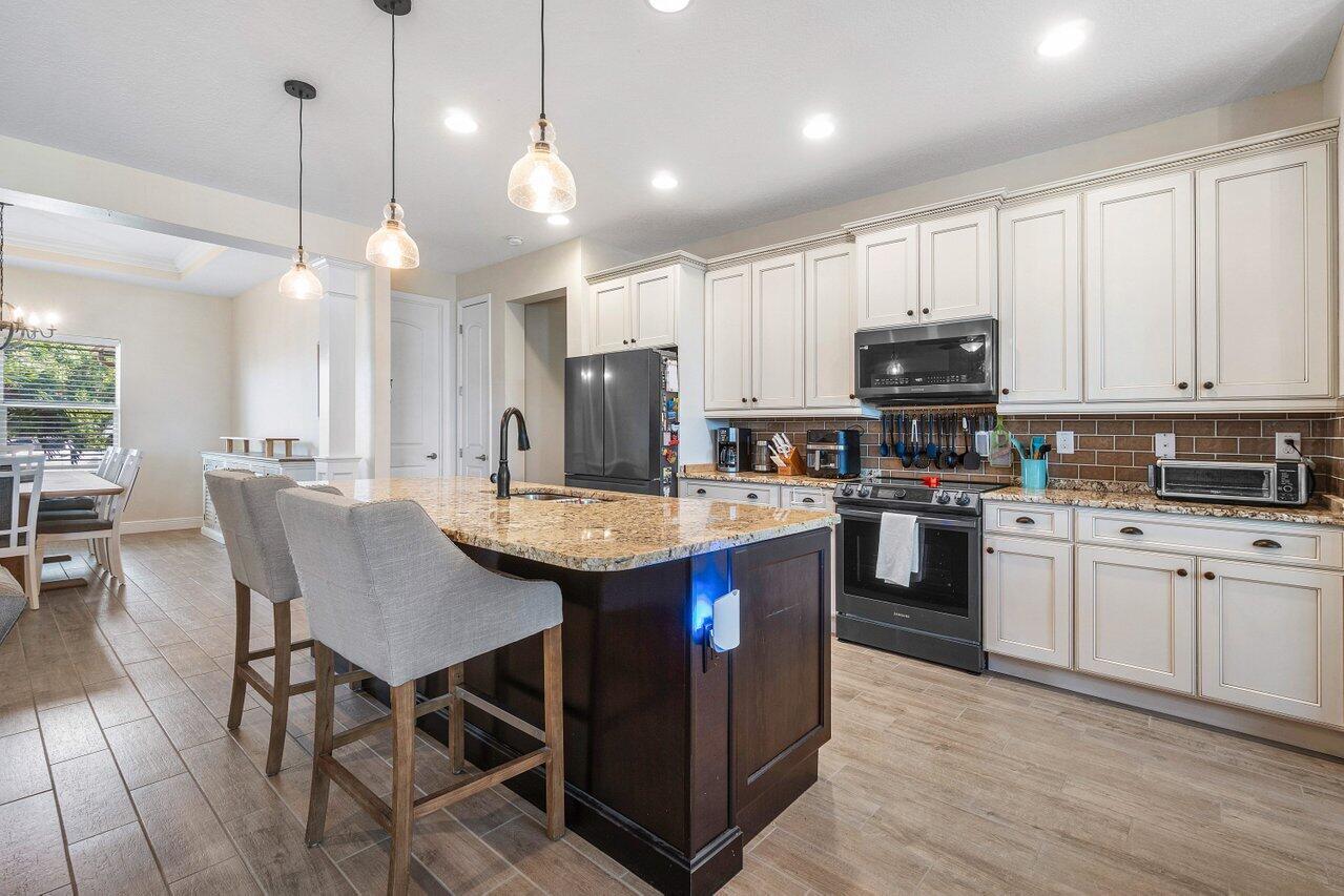 PORT ST LUCIE SECTION 33 - Residential