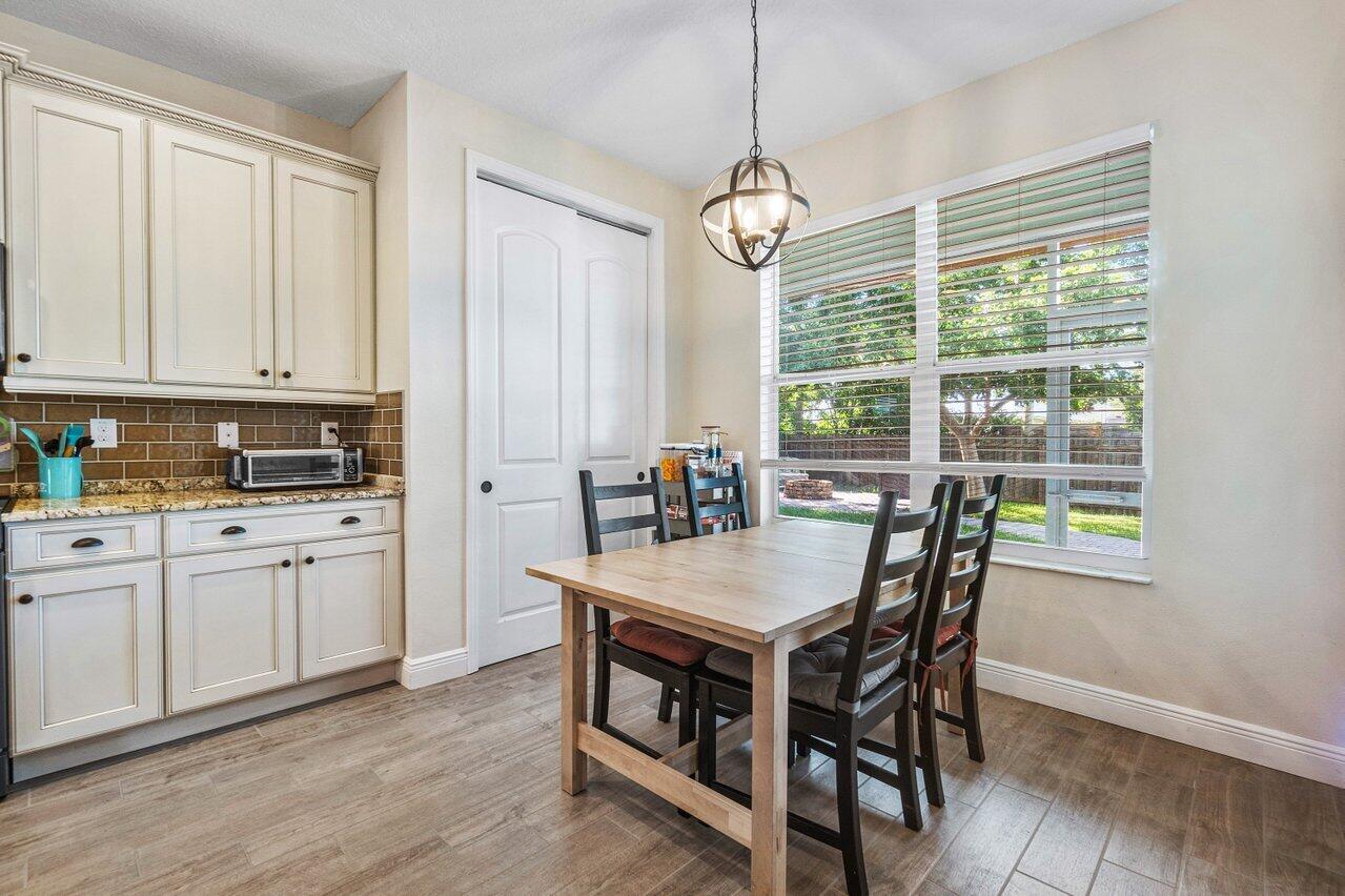 PORT ST LUCIE SECTION 33 - Residential