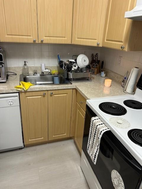 405 S Pine Island Road 213D