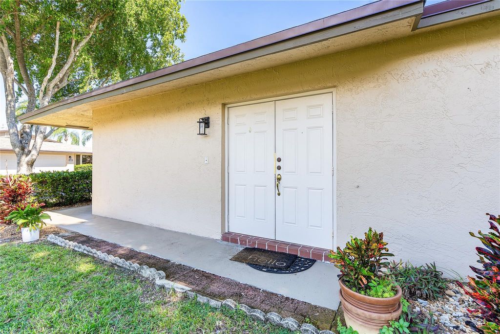 Photo of 1640 Palmland Dr #1640, Boynton Beach, FL 33436 (MLS # F10533457)