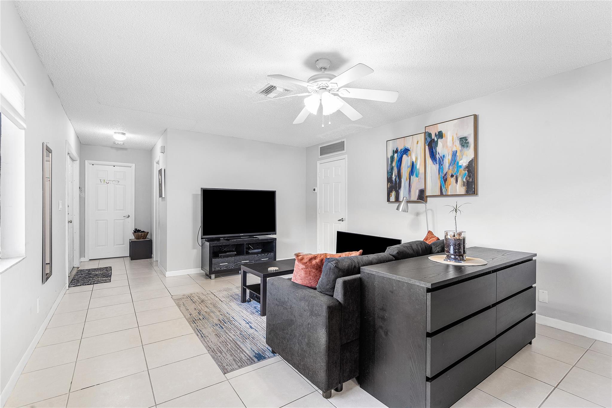 CHANTECLAIR VILLAS CONDO - Residential