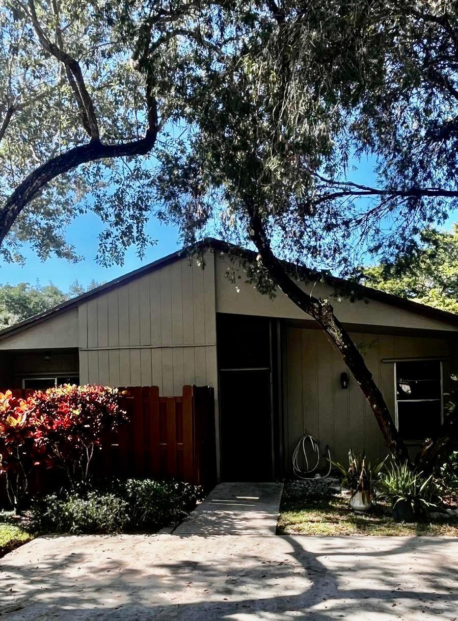 TIMBERWALK II SEC 4 - Residential Lease