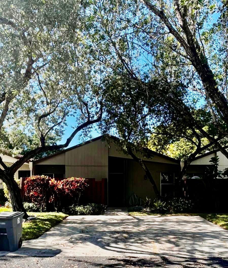 TIMBERWALK II SEC 4 - Residential Lease