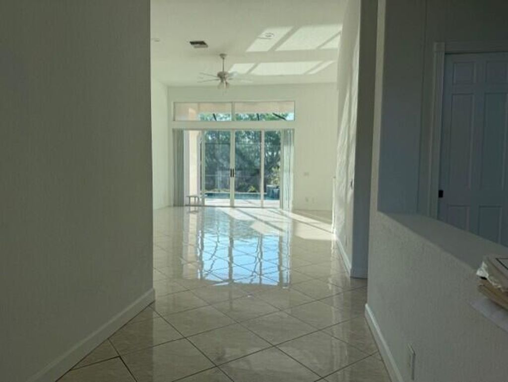 Photo of 2690 Oakmont, Weston, FL 33332 (MLS # B26001169)