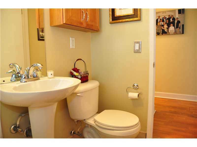 TWIN LAKES RESUB - Residential Lease