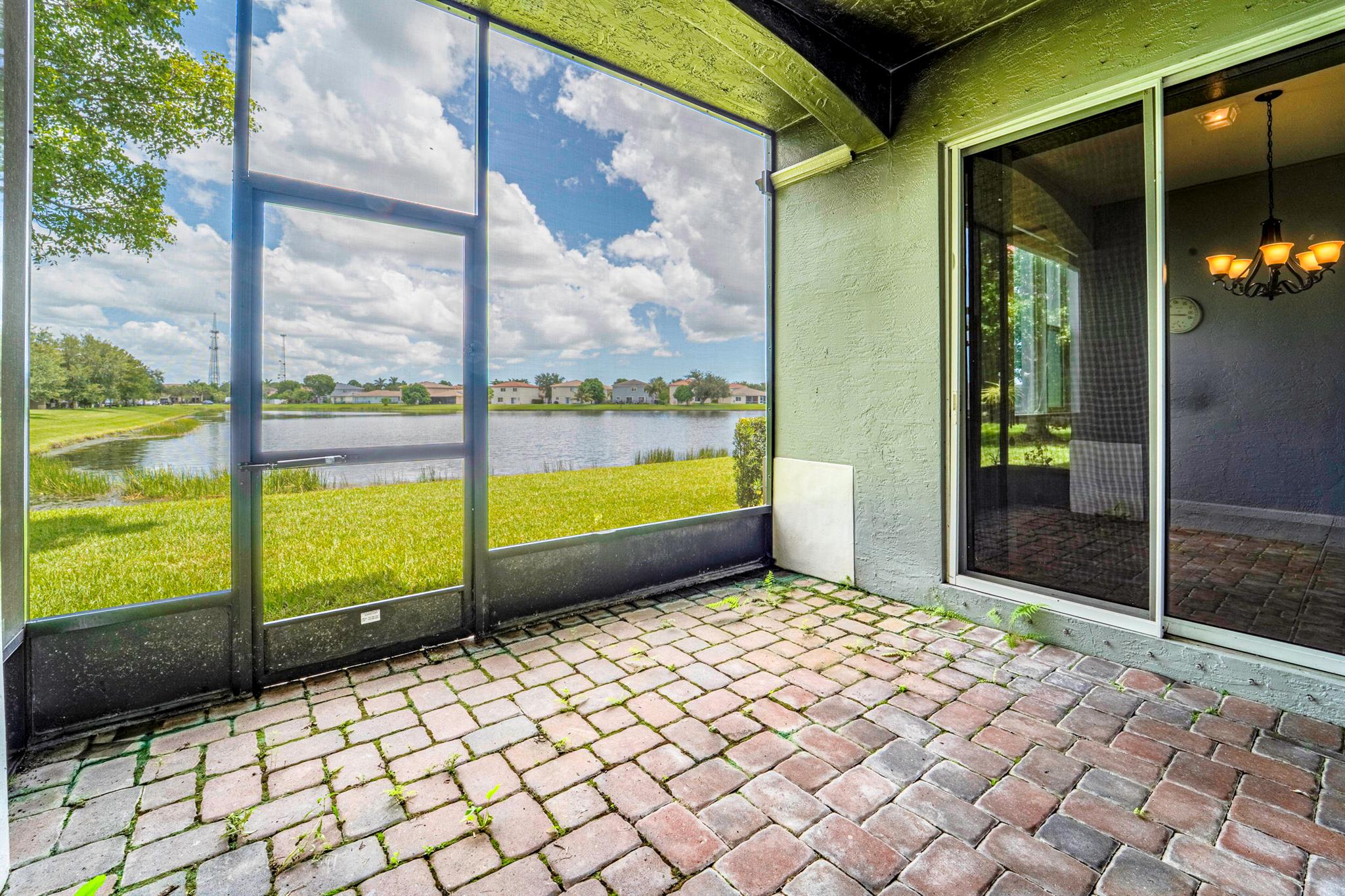 THIRD REPLAT OF PORTOFINO - Residential Lease