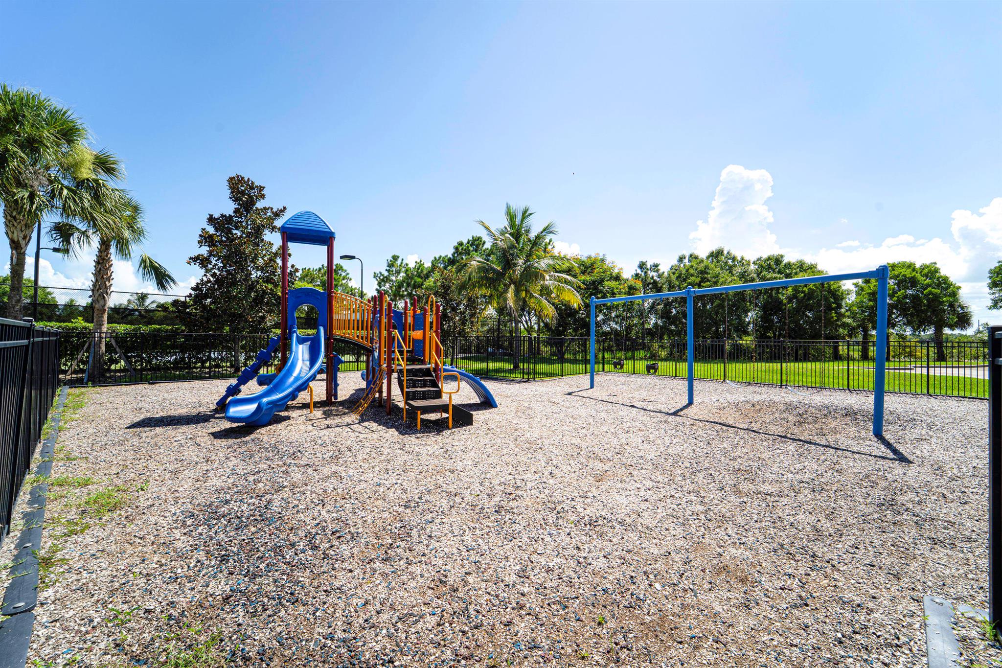 THIRD REPLAT OF PORTOFINO - Residential Lease