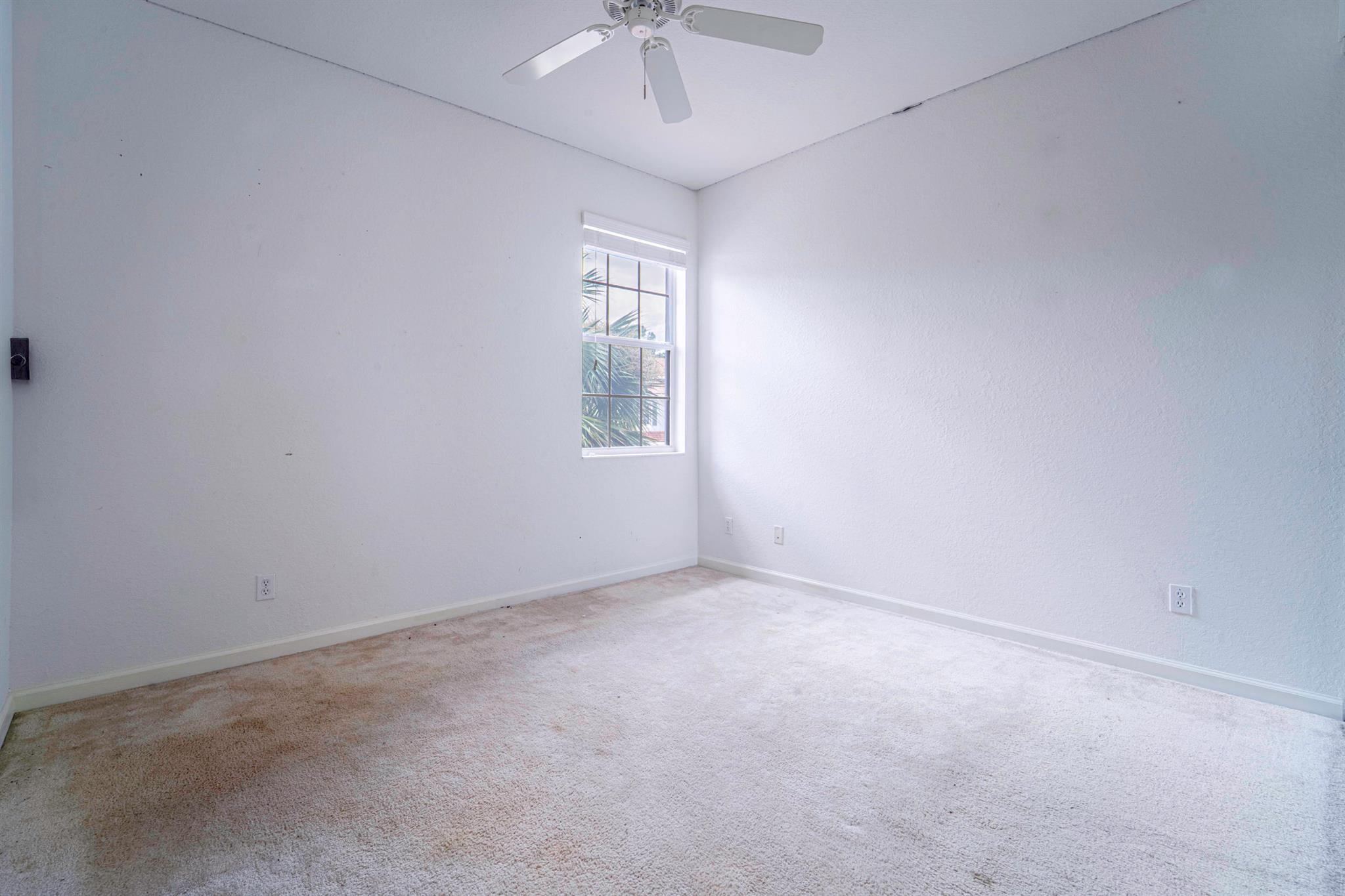 THIRD REPLAT OF PORTOFINO - Residential Lease