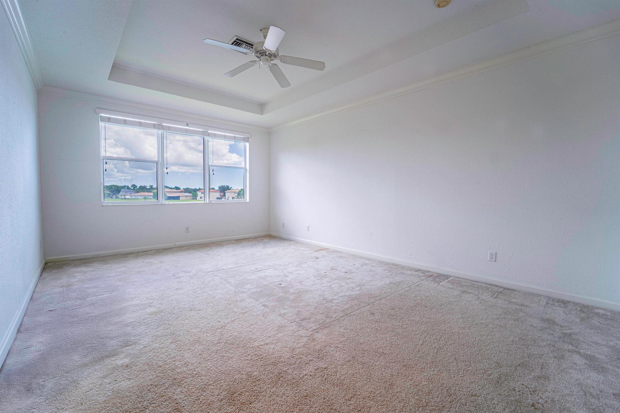 THIRD REPLAT OF PORTOFINO - Residential Lease