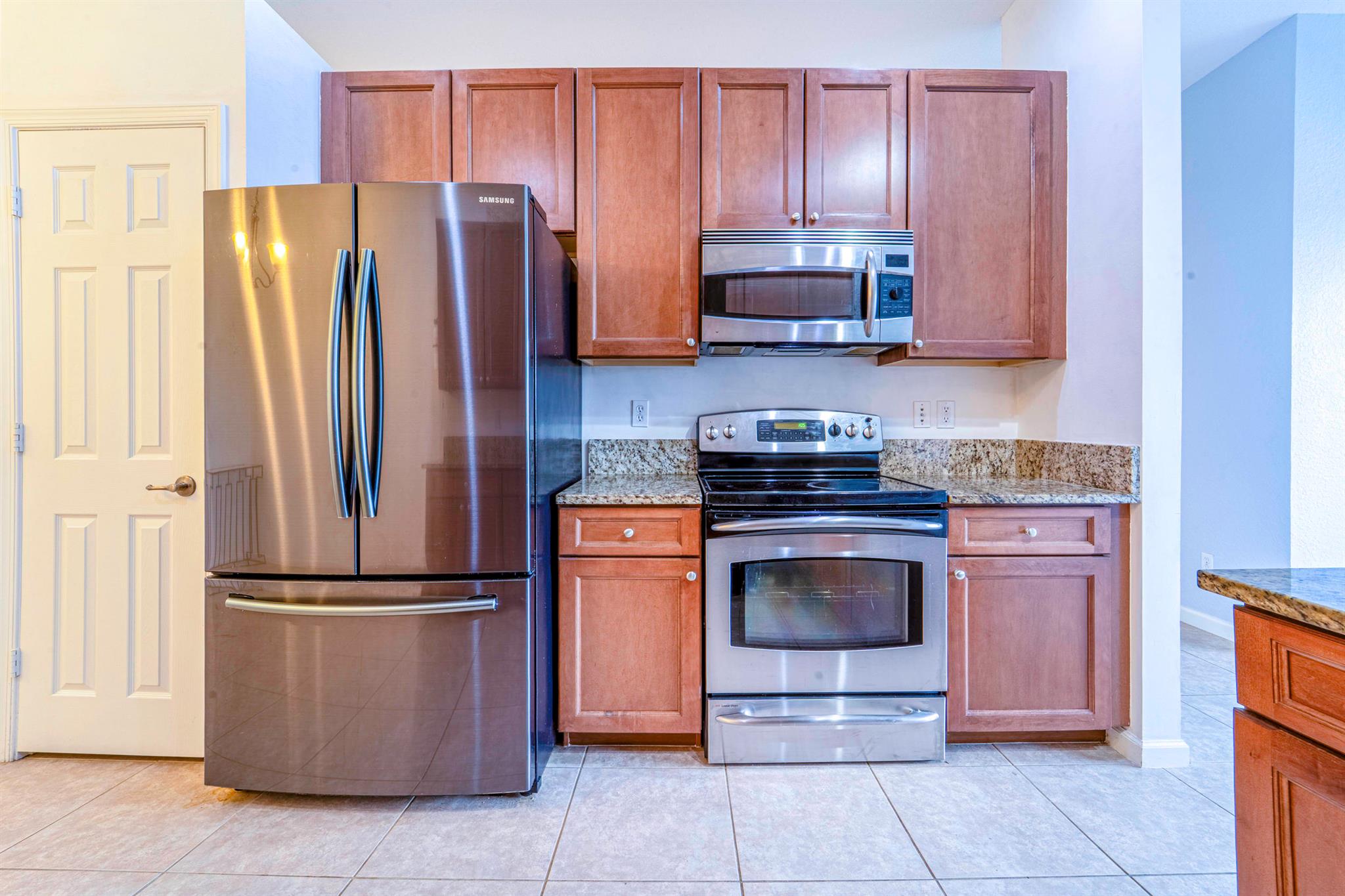 THIRD REPLAT OF PORTOFINO - Residential Lease
