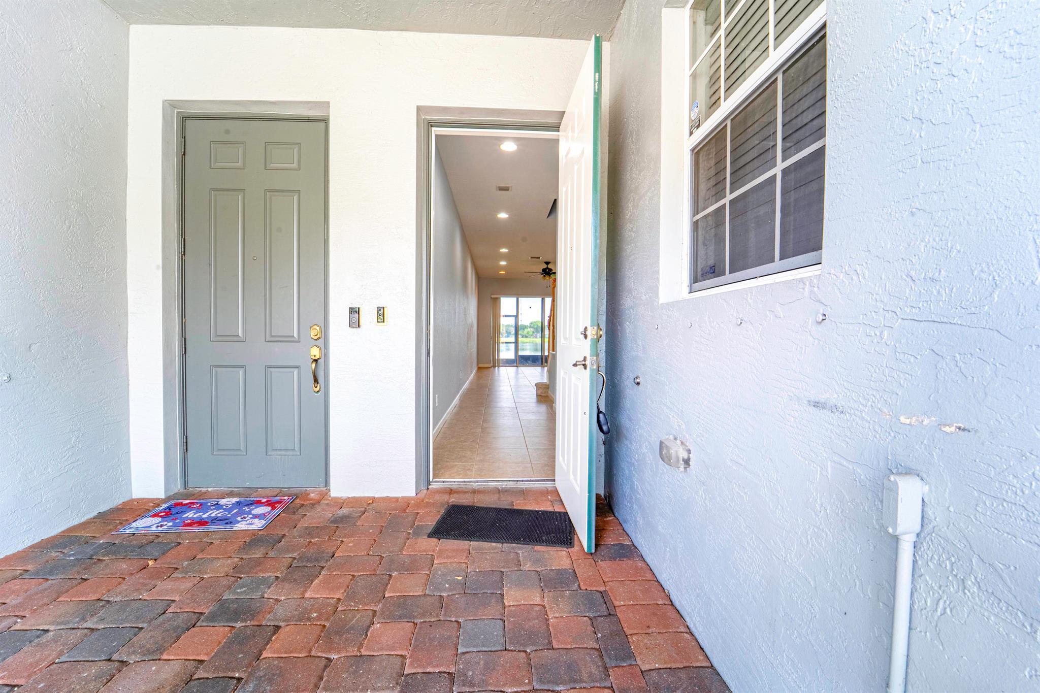 THIRD REPLAT OF PORTOFINO - Residential Lease