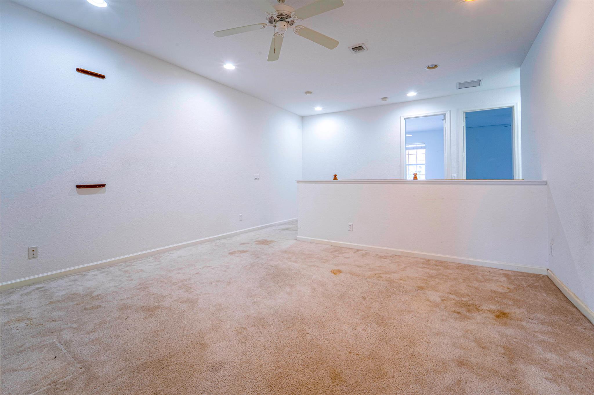 THIRD REPLAT OF PORTOFINO - Residential Lease