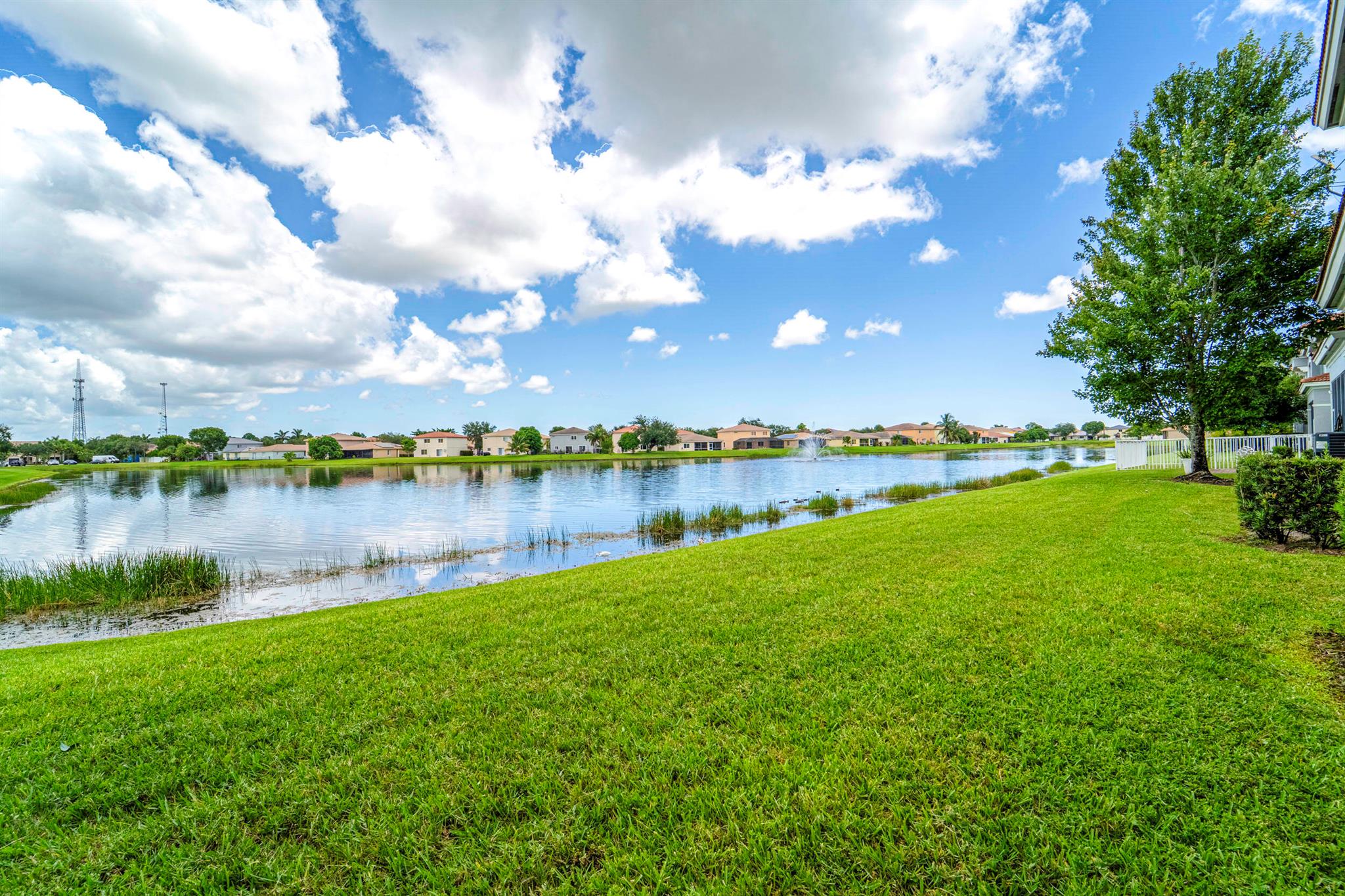 THIRD REPLAT OF PORTOFINO - Residential Lease