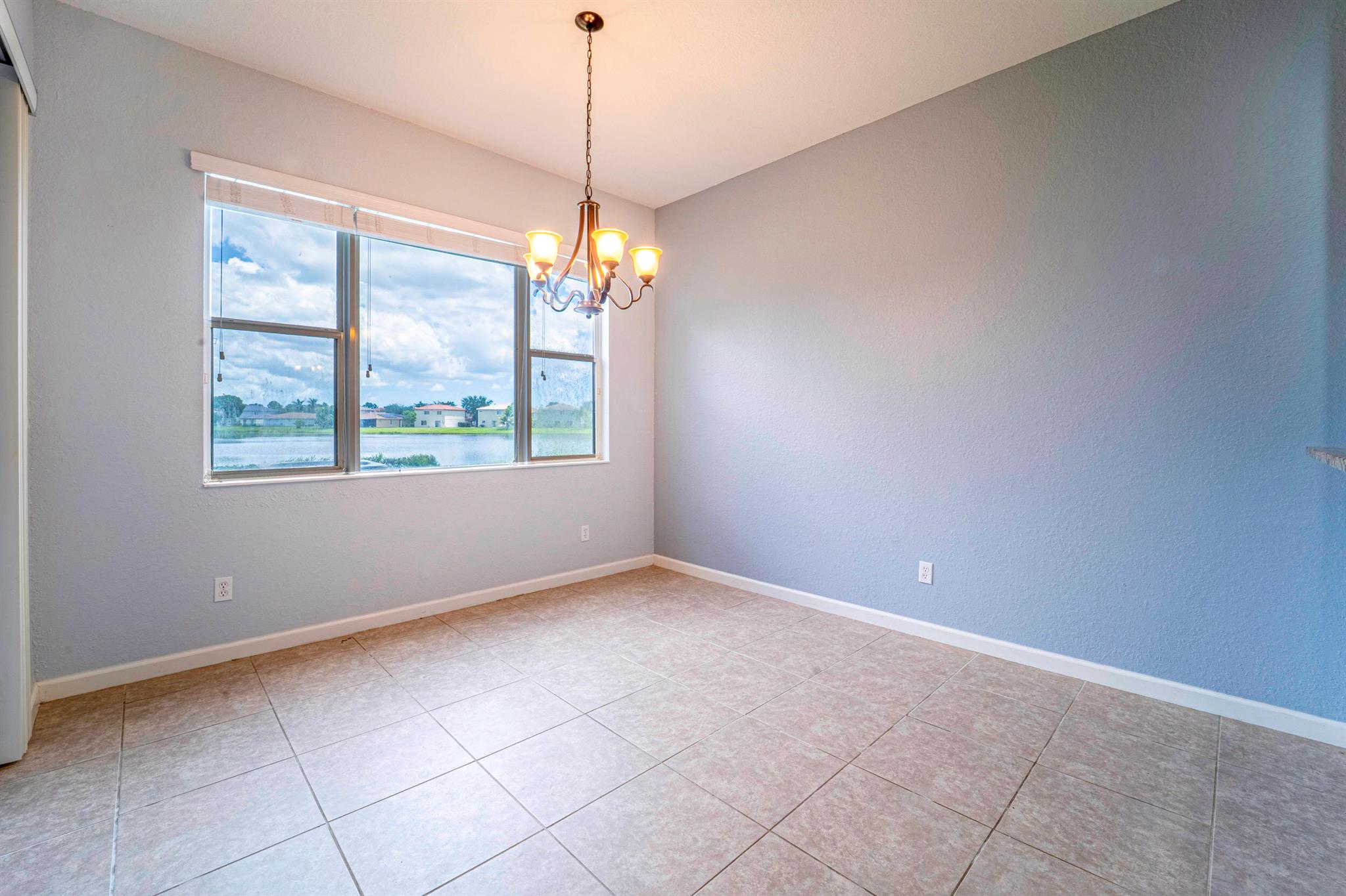 THIRD REPLAT OF PORTOFINO - Residential Lease