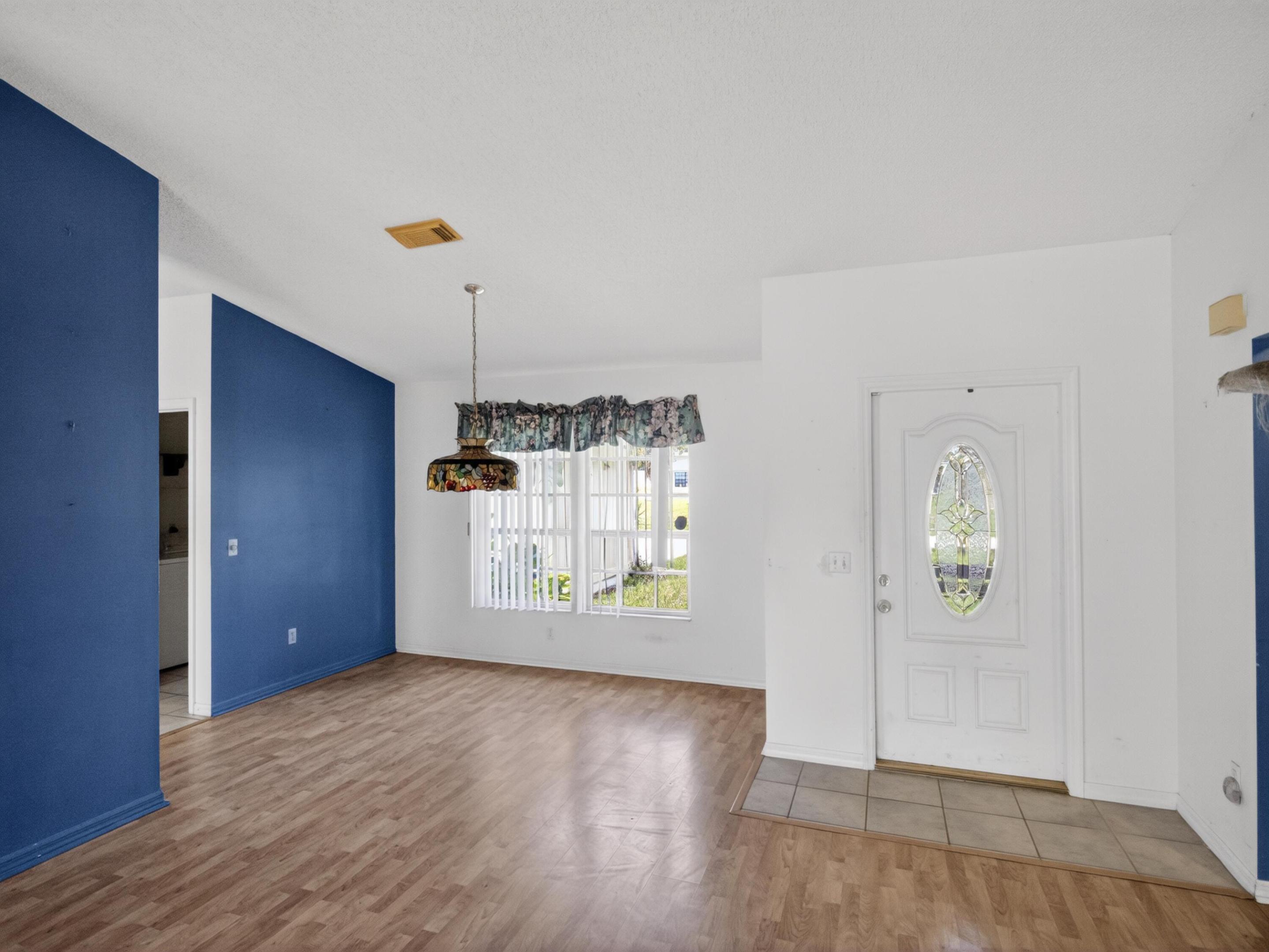 PORT ST LUCIE SECTION 16 - Residential